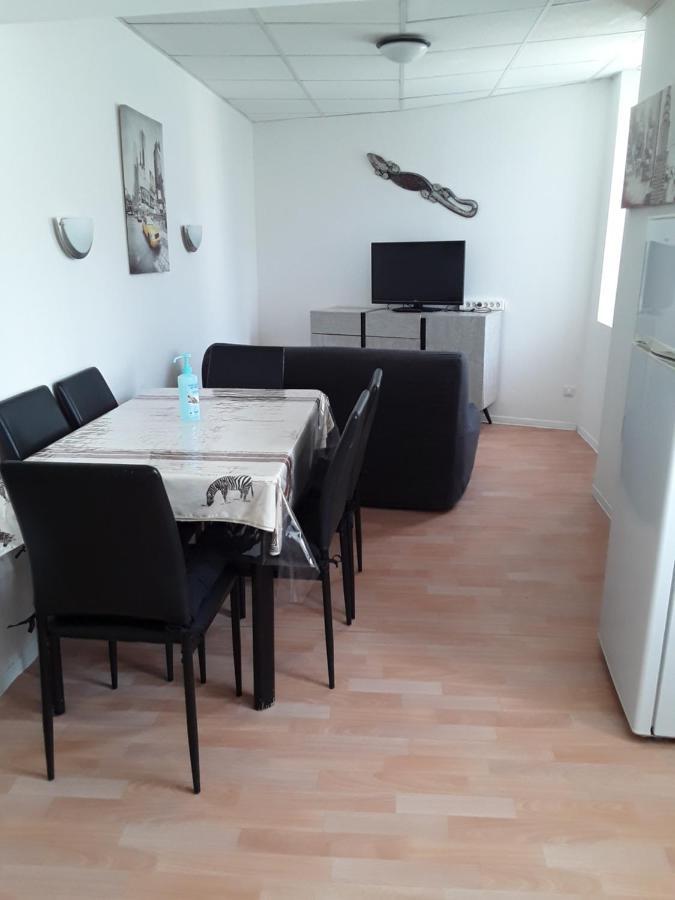O'Paille En Queue De Lajade Appartement F3 Saint-Chinian Eksteriør bilde